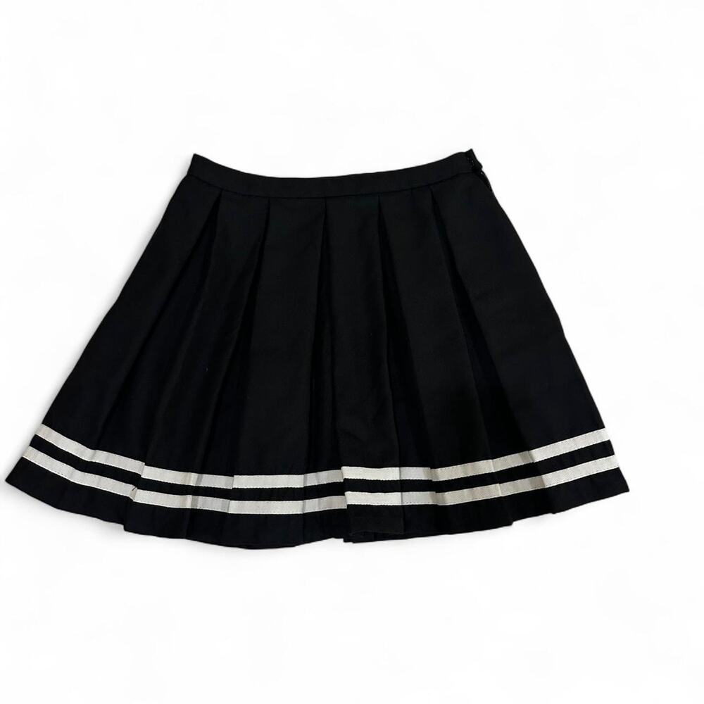 Hot Topic Women's Black & White Tennis Flare Skirt, Medium